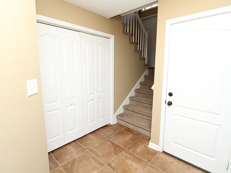 Thistlewood Dr — Photo 7