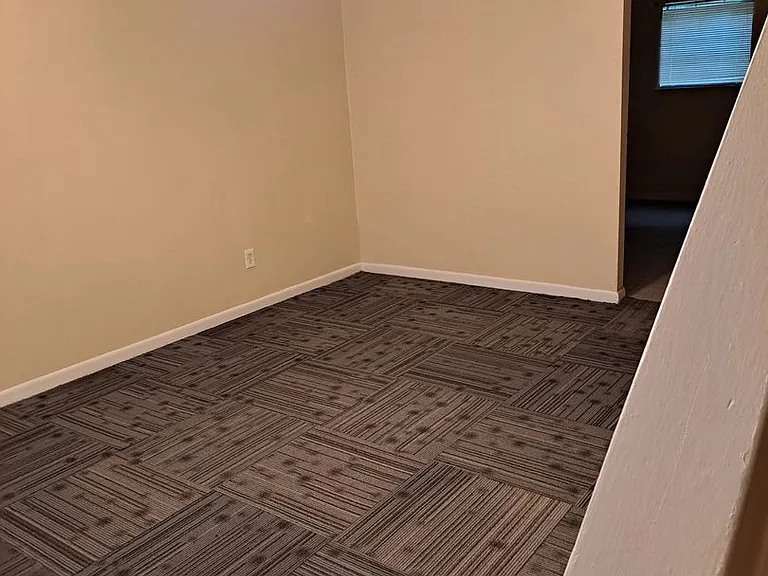 2045 Lee Road 235 — Photo 2