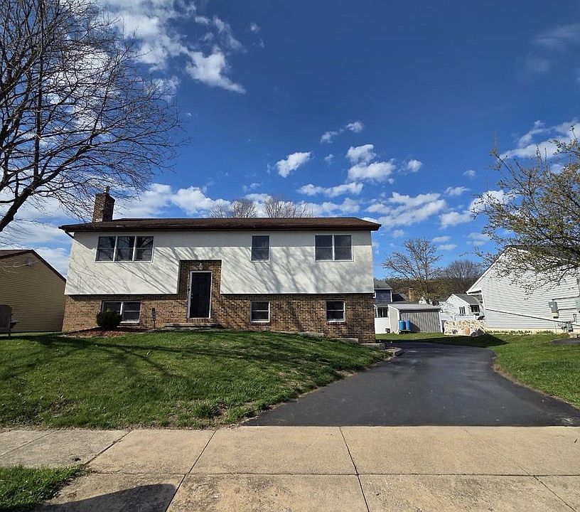 1st image of 908 Blue Gate Ln