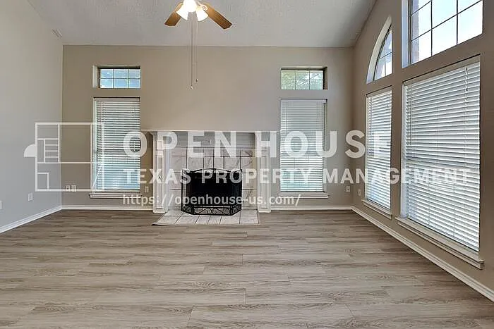 6621 Sunny Hill Dr — Photo 4