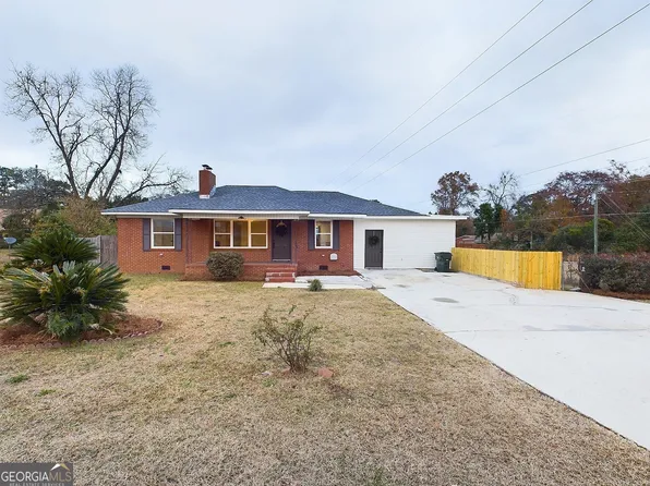 300 Shirley Dr, Warner Robins, GA 31088