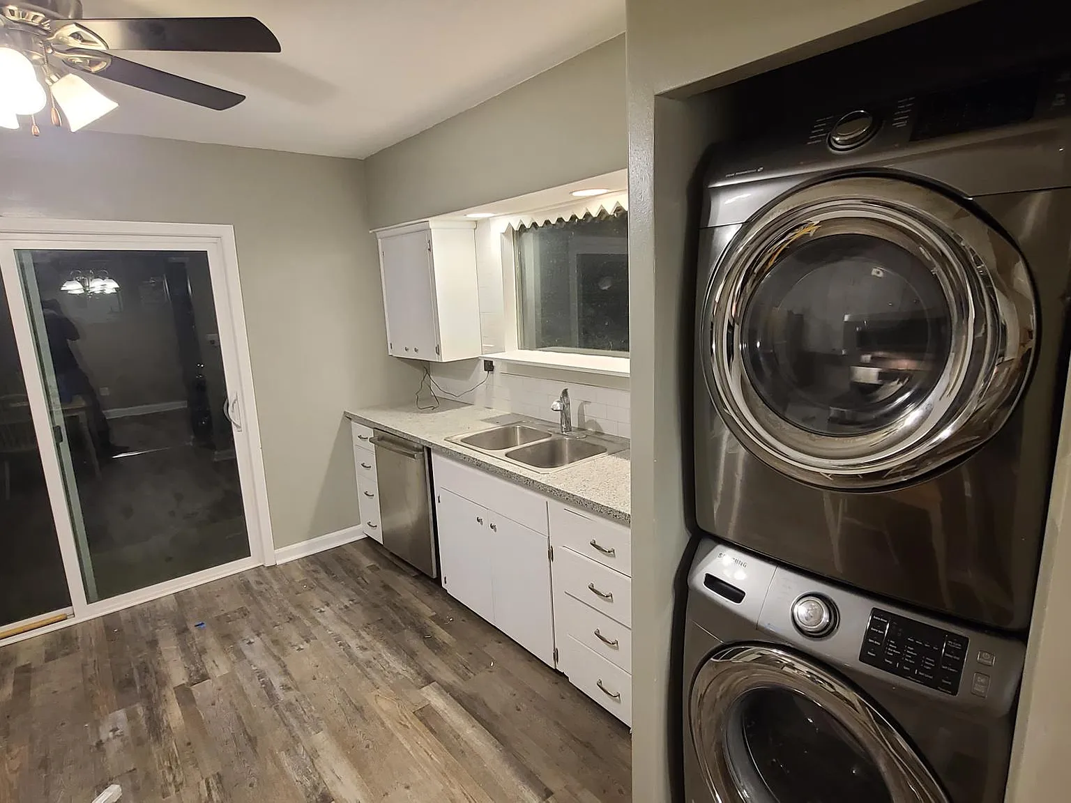3 bed, 1210 sqft, $1,775 — Photo 4