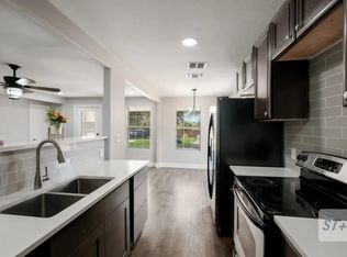 22818 Hickory Shadow, Elmendorf, TX 78112