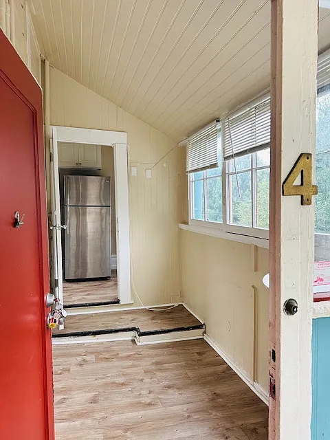 Building Photo - 935 Santa Clara Ave #4
