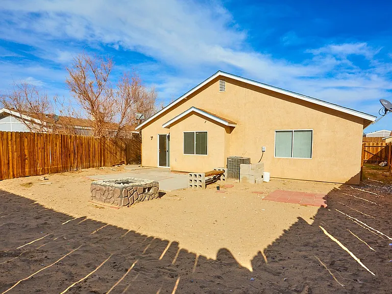 25029 Avenida Laredo — Photo 14