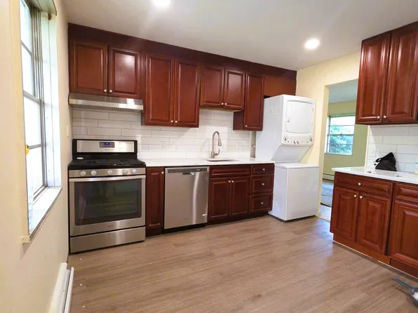 43 Fairview Drive #2, Danbury, CT 06810