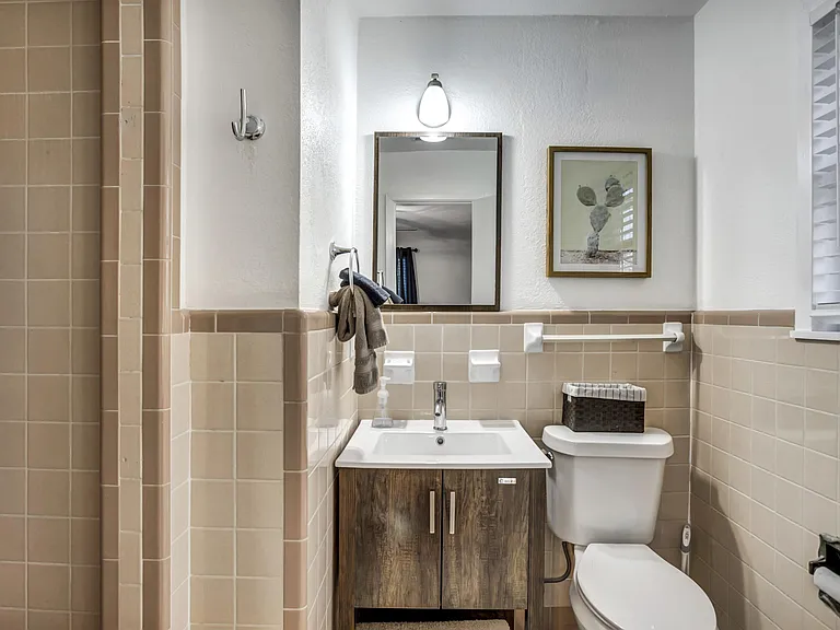 3301 East Dr — Photo 15