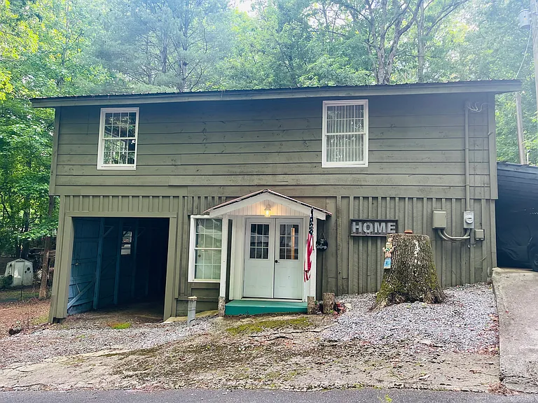 113 Terrace Cir — Photo 1