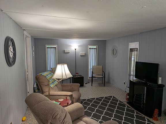 4th image of 123 Hard Rector Ln