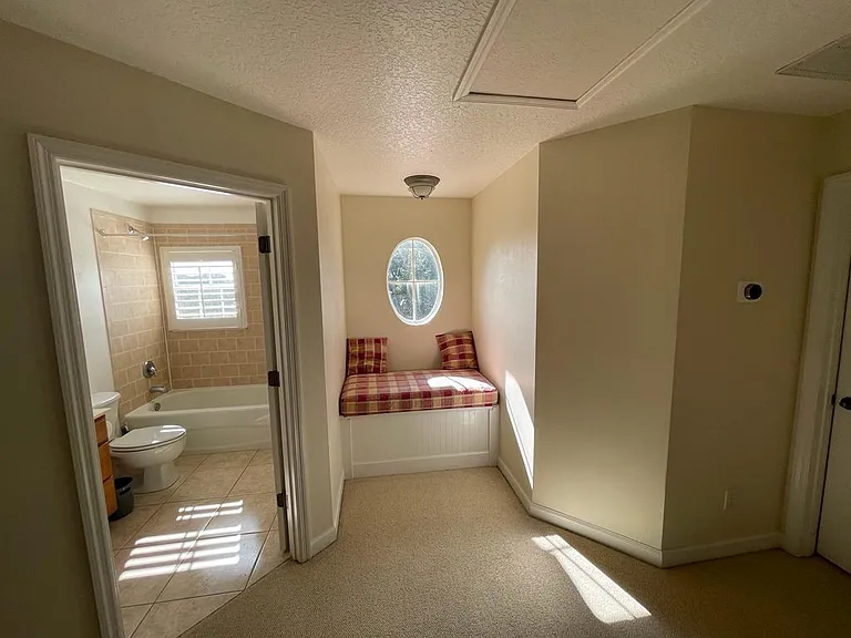 12340 Lake Valley Dr — Photo 13
