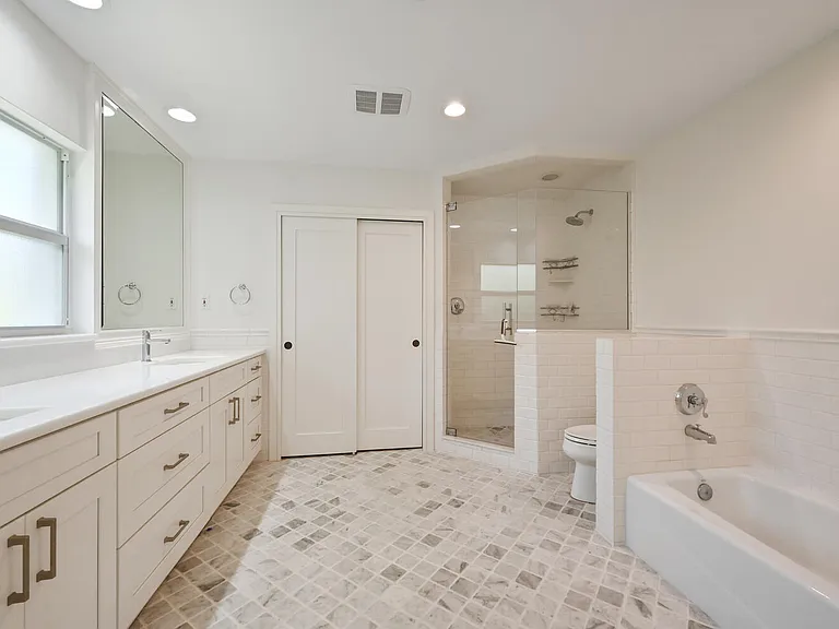 508 Devils Ln — Photo 20