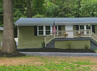 717 Coal Mine Rd, Strasburg, VA 22657