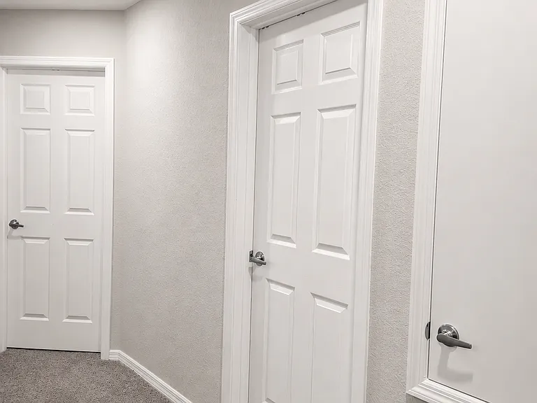 2nd Floor walk way to other bedroom