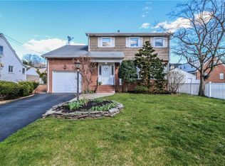 44 1st St, Edison, NJ 08837