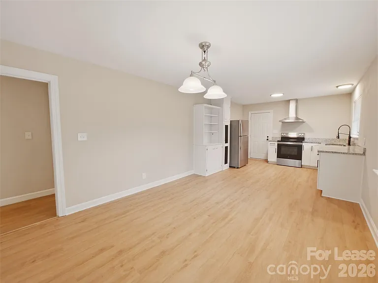 765 8th Avenue Dr SE — Photo 6