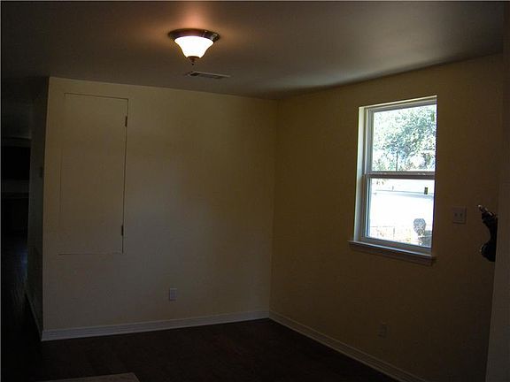 3rd image of 1345 Mandolin St