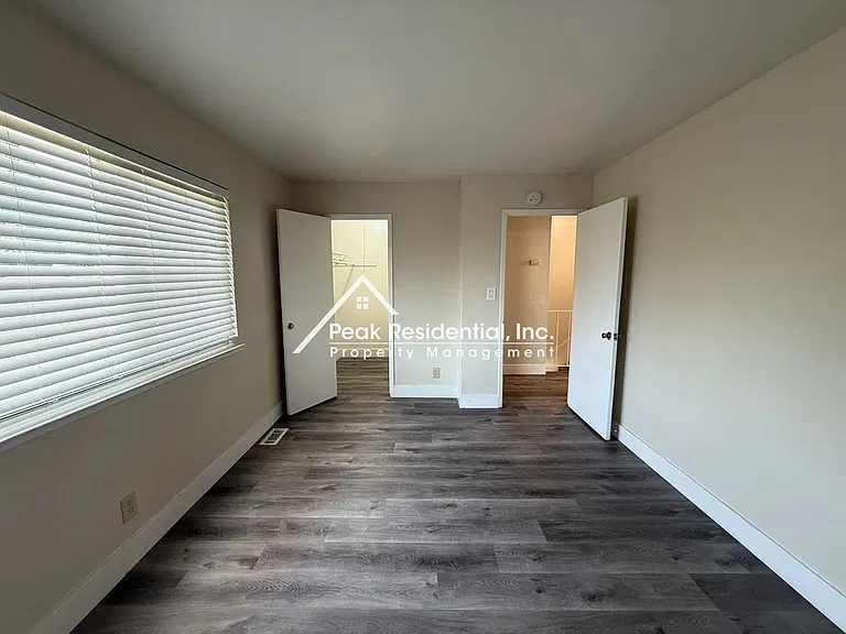 4525 Greenholme Dr #3 — Photo 15