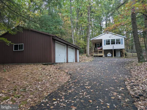 139 Oakwoods Dr, Newport, PA 17074
