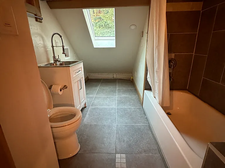 103 S 8th Ave #1 — Photo 33