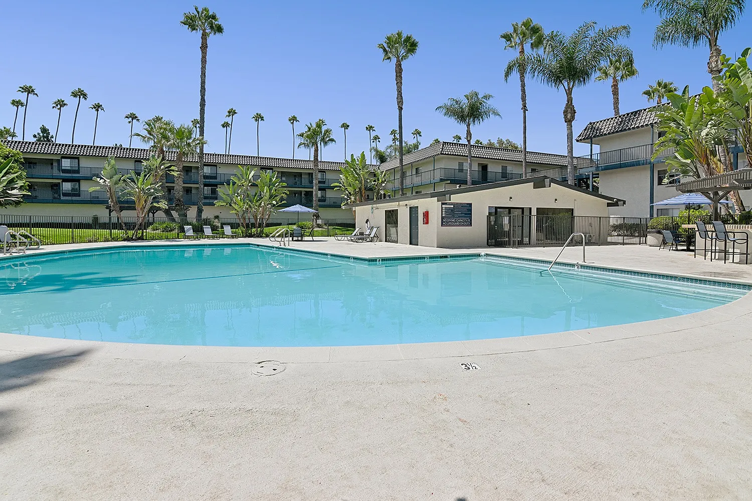 Oro Apartments — Photo 2