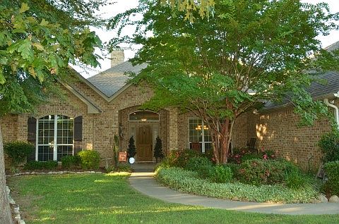1st image of 101 Wood Creek Ct