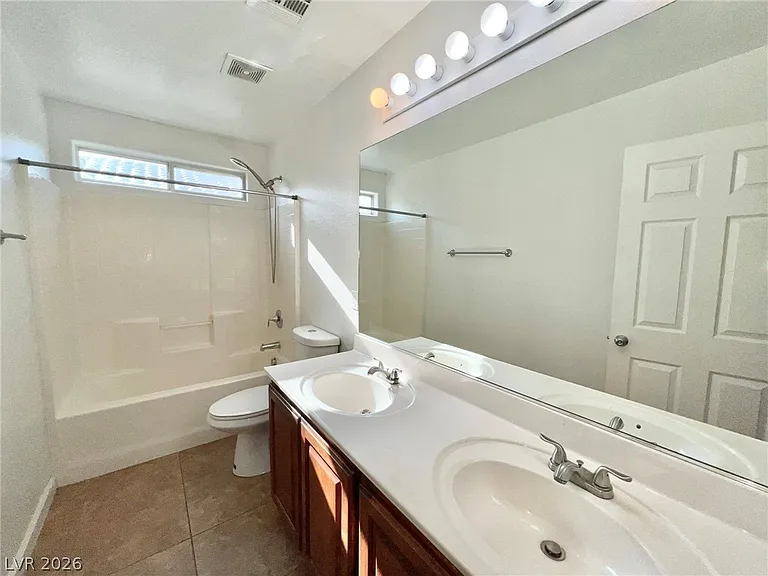 4793 Hampstead Heath Ct — Photo 14