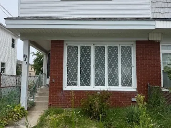 357 Milton Ave, Staten Island, NY 10306