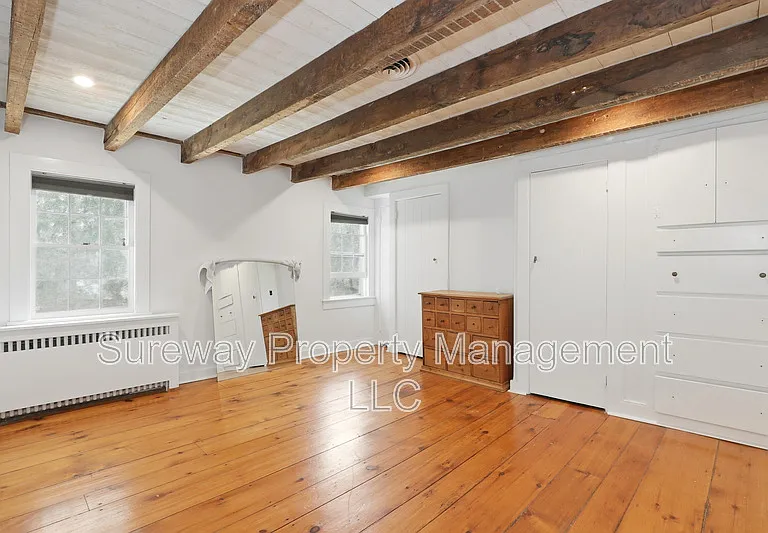 4521 Province Line Rd — Photo 10