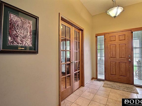 5th image of 3129 Peterson Ave