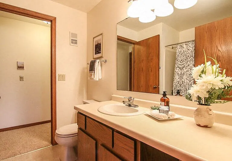 Forest Ridge — Photo 11