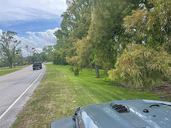 3rd image of 1709 Bayou Black Dr