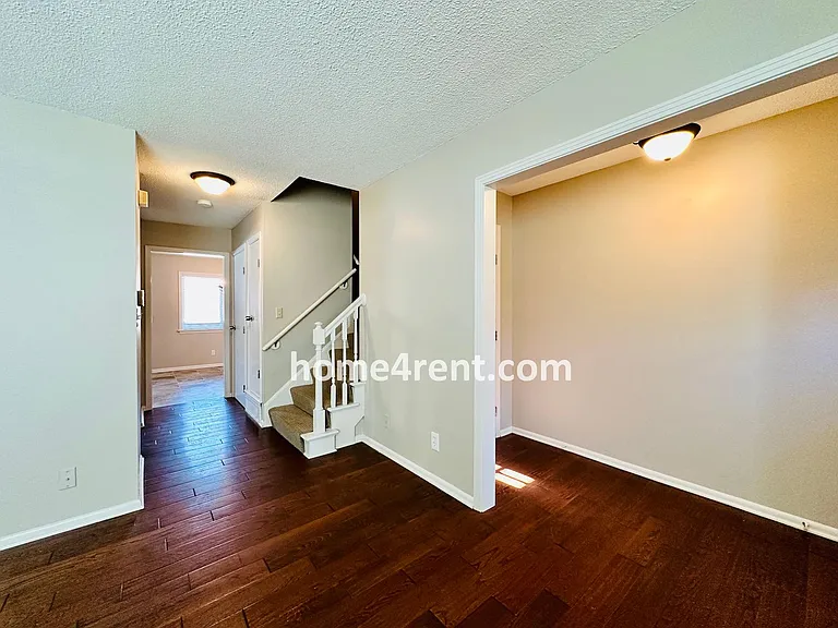 9559 Outlook Dr — Photo 4