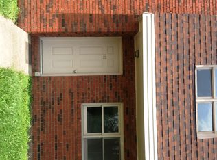 91 Carman Dr #506, Gallipolis, OH 45631