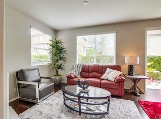 316 Flyers Ln, Tustin, CA 92782