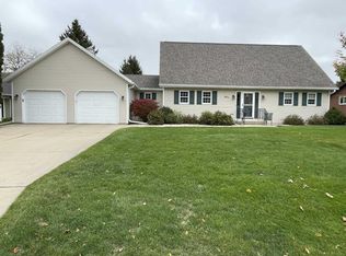 859 Nordane Ave, Ripon, WI 54971