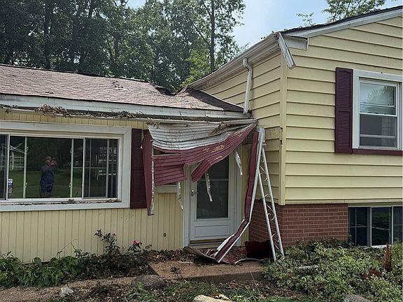 2nd image of 4220 Milltrace Rd