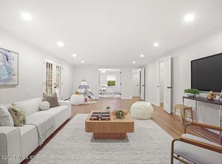 48 Meyer Pl, Riverside, CT 06878