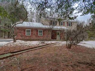 139 Hunter Dr N, Valatie, NY 12184