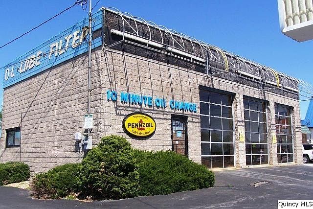 Home for Sale in Quincy, IL $400,000