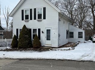 27 Keyes St, Warren, MA 01083