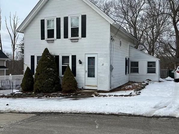 27 Keyes St, Warren, MA 01083