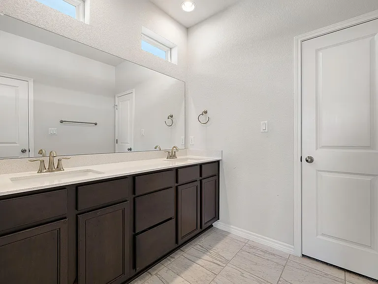 109 Broken Oak Dr — Photo 14