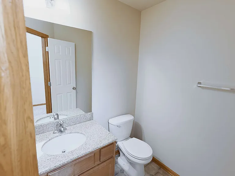 8815 Venice Ln — Photo 18