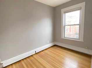 32 Tufts St APT 1, Cambridge, MA 02139