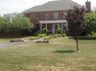 2896 Ohanlon Ct, Williamston, MI 48895