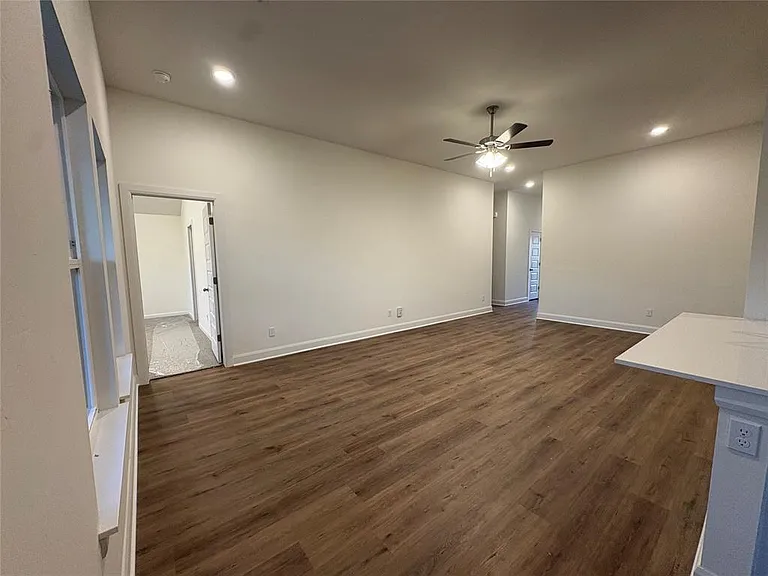 9104 Blackfork Ln — Photo 1