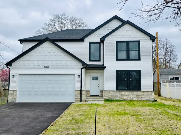 705 N Garfield St, Lombard, IL 60148