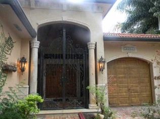 14811 NW 88th Ave, Miami Lakes, FL 33018
