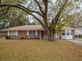 1020 Grove Dr, Angleton, TX 77515