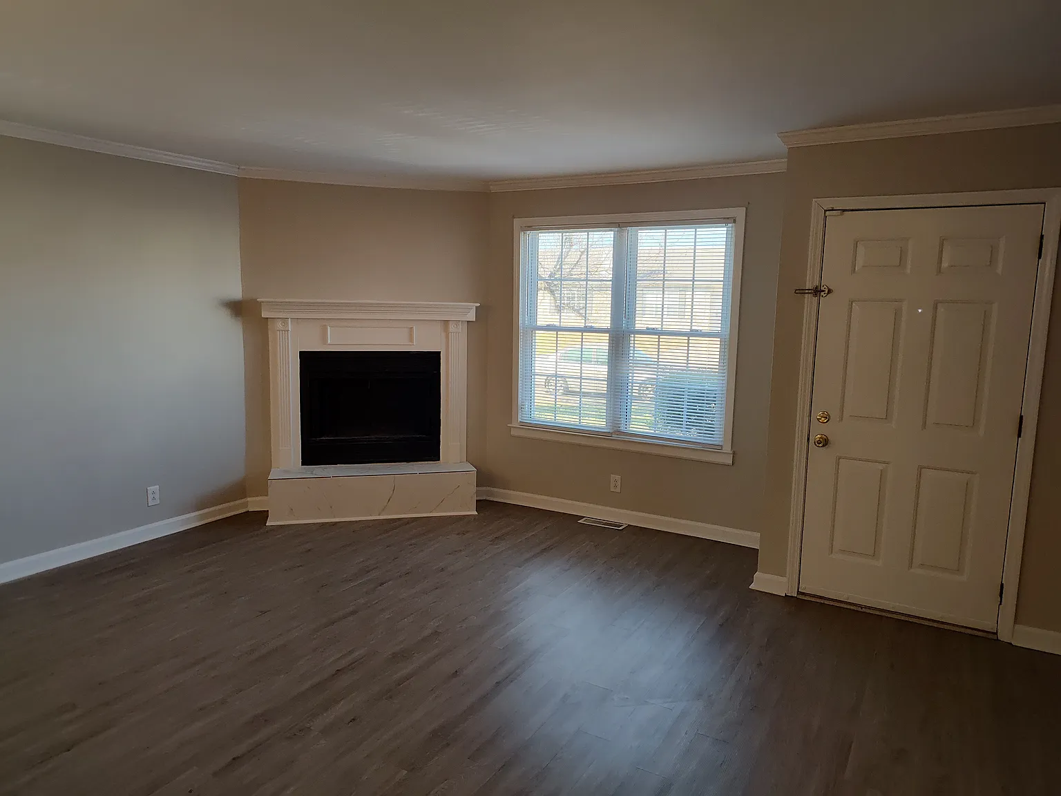 3 bed, 1466 sqft, $1,795 — Photo 2